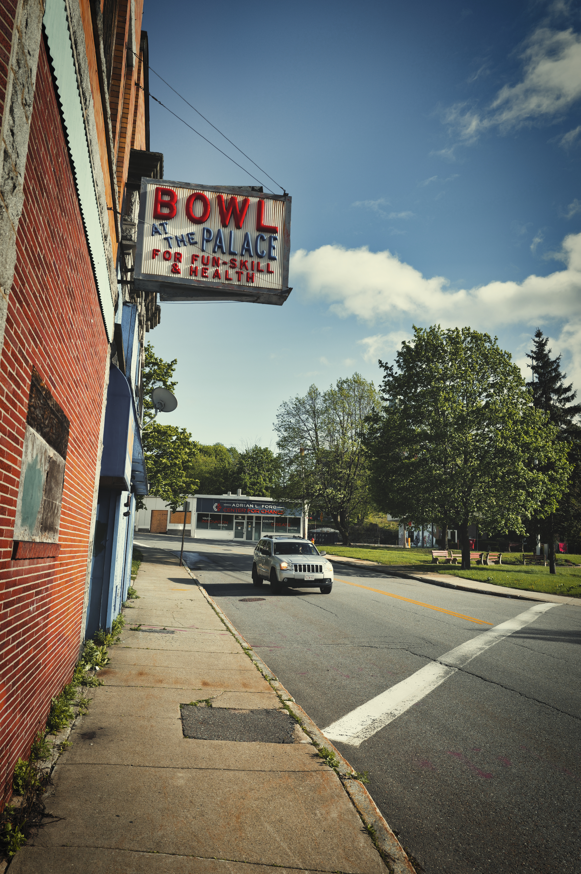 Bowl At The Palace